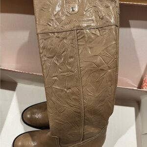 Gianni Bini Tan Heeled Boots